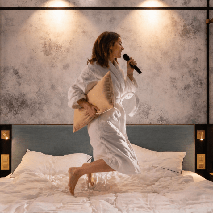 Pourquoi séjourner au Victoria Palace Hotel pour assister au concert de Céline Dion à Paris ?