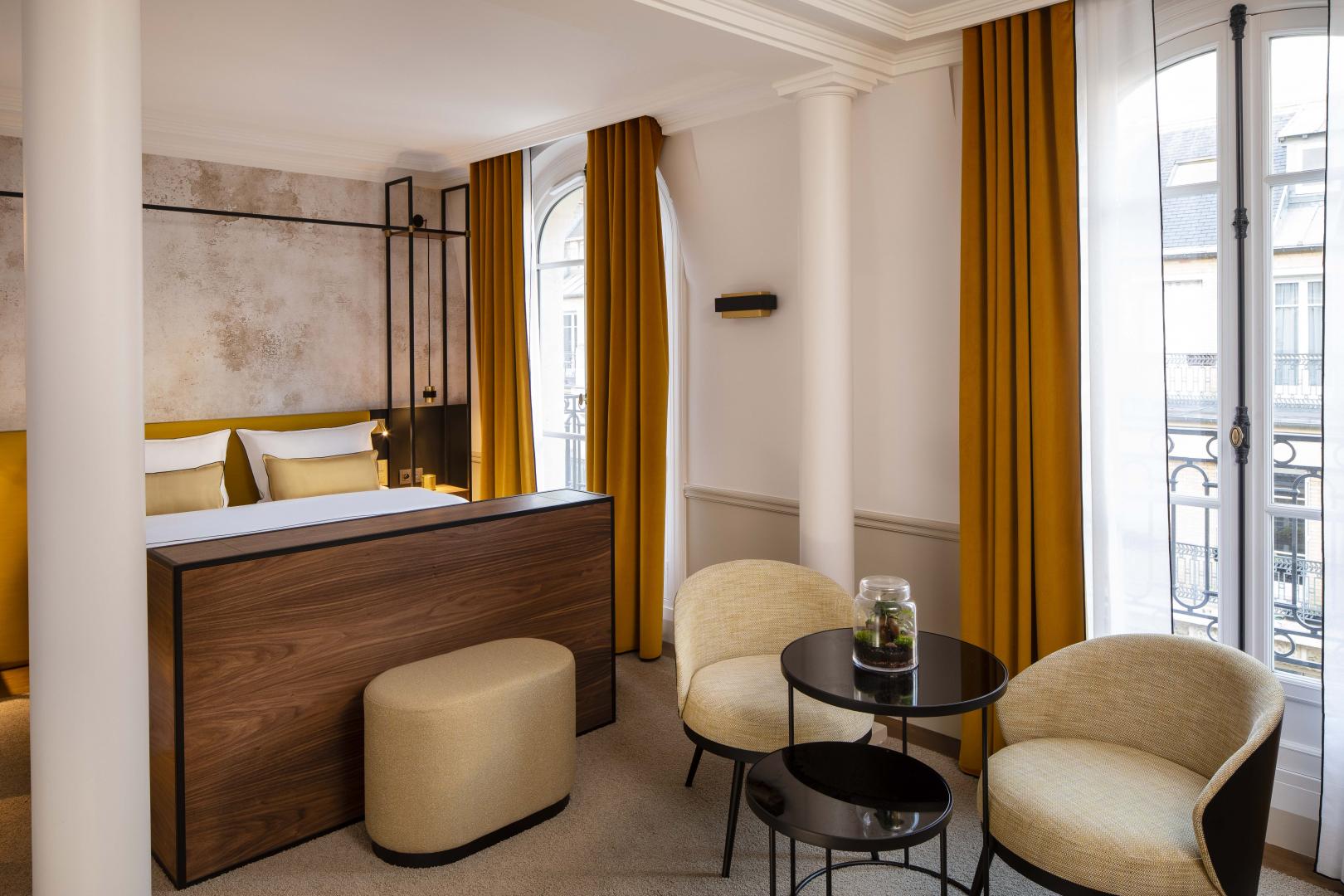 Victoria Palace Hôtel chambre Deluxe jaune